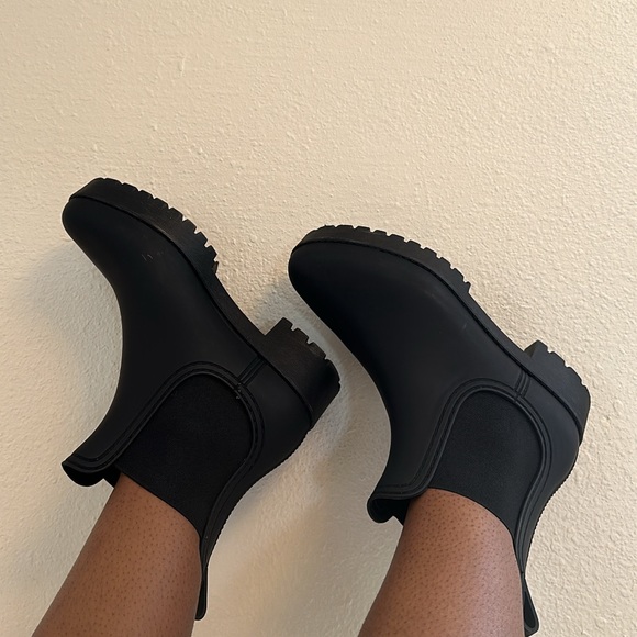 Jeffrey Campbell rain boots. - Picture 2 of 2
